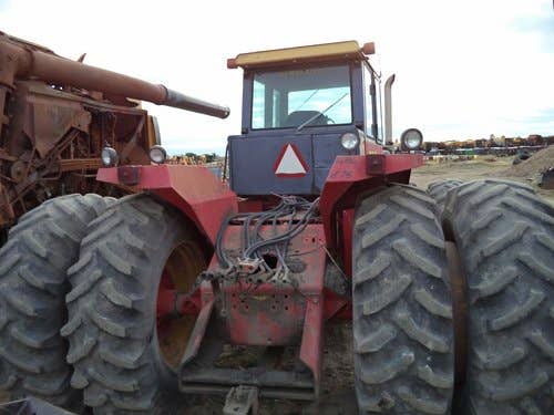 Used Versatile 875 Tractor parts.