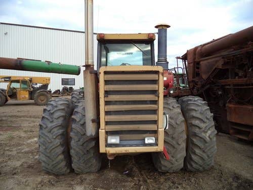 Used Versatile 875 Tractor parts.