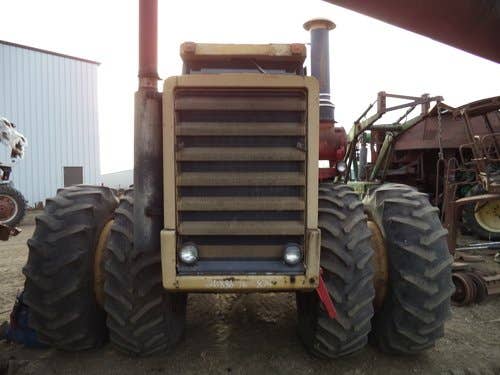 Used Versatile 875 Tractor parts.