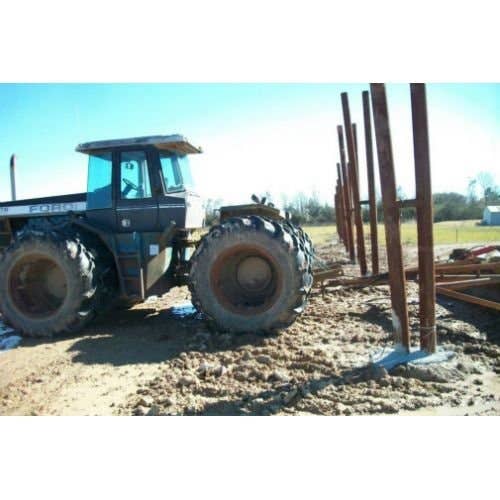 Used Versatile 876 Tractor parts.
