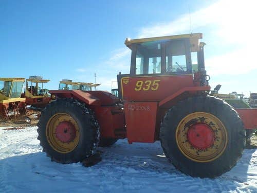 Used Versatile 935 Tractor parts.