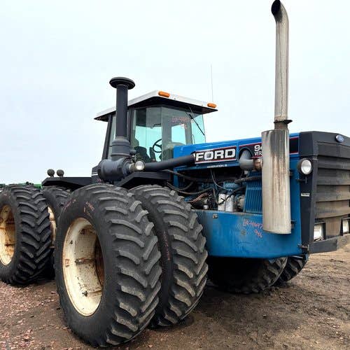 1990 Used Versatile 946 Tractor parts.