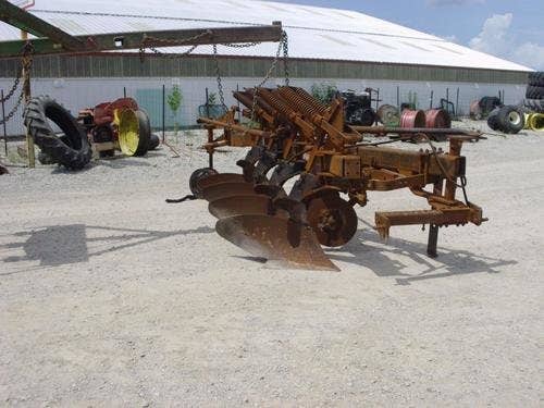 Used White 508 Tillage parts.