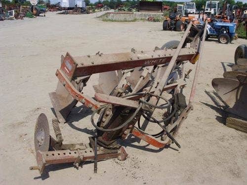 Used White 546 Tillage parts.