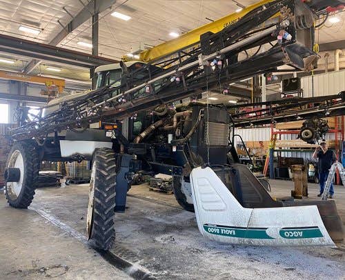 2001 Used Willmar 8600 Sprayer parts.