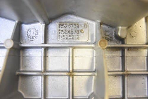 437362 | Valve Cover | John Deere 304J 304J 324J 324J 326D 328D 329D 332D 333D 5030HF285 |  | R524578 | R524739 | R525212