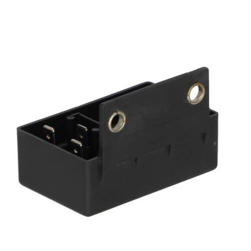 113314 | Voltage Regulator - 12 Volt - 3 Spade Plug | John Deere 820 830 920 930 1020 1030 1120 1130 1530 1630 1830 2020 2020 |  | 0-192-062-007 | 0-190-600-001 | 0-190-600-003 | 0-190-600-004 | 0-190-600-005 | 0-190-600-006 | 0-190-600-008