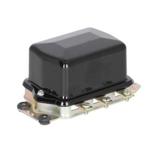 105546 | Voltage Regulator - 24 Volt - 4 Terminal | Delco Remy Style | John Deere 80 500 720 730 820 830 840 3010 3020 4010 4020 5010 |  | AR30155 | AR11008R | 1119219 | 1119282 | 1118347 | 1118429 | 1118957