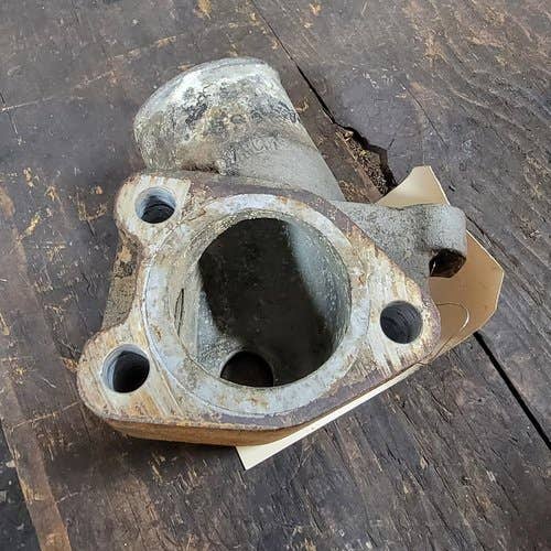 450523 | Water Inlet Manifold - Aluminum | Case IH 1896 2096 5120 5130 5140 5150 5220 5230 5240 5250 8840 8850 | Case W11B W11B 75XT 85XT 90XT 95XT 450C 450C 455C 455C 550 550 550E 550E 650 650 850E 850E 855E 855E 880D 880D 1085B |  | J903102 | J934877