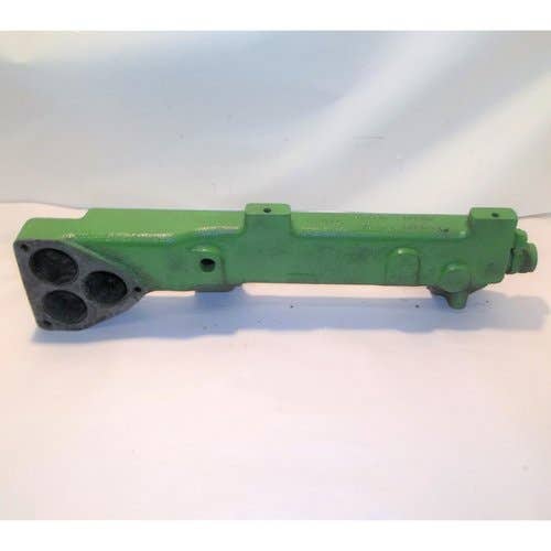 433842 | Water Outlet Manifold | John Deere 5460 5820 5830 8630 8640 |  | R67359