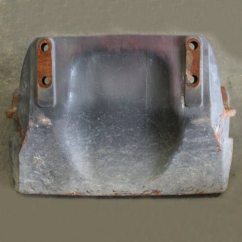 436951 | Weight Bracket | Front | Challenger MT595B |  | 4284747M3