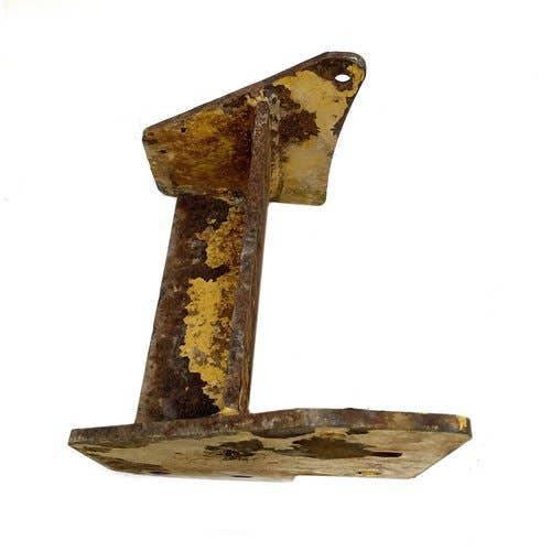 431554 | Weight Bracket - RH | John Deere 240 250 317 320 |  | KV14473