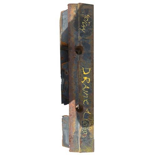 401644 | Weight Bracket | Case IH 7110 7120 7130 7140 7150 7210 7220 7230 7240 7250 |  | 1342127C2 | 1968026C2