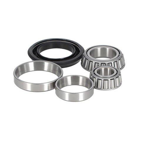 100654 | Wheel Bearing Kit | Ford Dexta Super Dexta 231 531 531 2000 2300 2600 2610 3000 3300 3600 3610 3900 3910 4000 4100 6000 |  | 8A405 | 81825778 | E2157T9 | EHPN1200E | 16754 | 36723 | 36724 | 36725 | 36726 | LM11910-BP | LM11949-BP | LM67010-BP