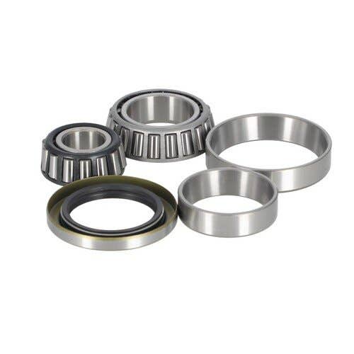 102228 | Wheel Bearing Kit | John Deere 820 830 1020 1520 1530 2010 2020 2020 2030 2040 2240 2440 2630 2640 |