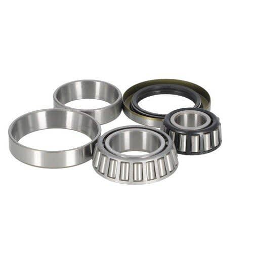 102228 | Wheel Bearing Kit | John Deere 820 830 1020 1520 1530 2010 2020 2020 2030 2040 2240 2440 2630 2640 |