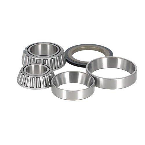 104968 | Wheel Bearing Kit | Massey Ferguson 20 20 30 30 40 40 40 50 50 235 245 250 4500 4500 6500 |