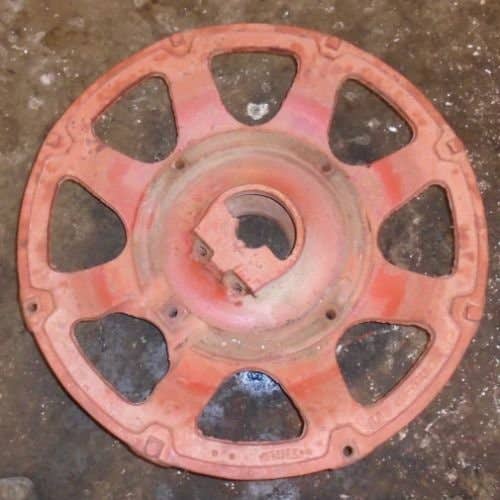 433026 | Wheel Center | Cast Weight | International | Farmall | IH 460 560 |  | 363014R52 | 363014R1  | 363014R5 | 363014R4
