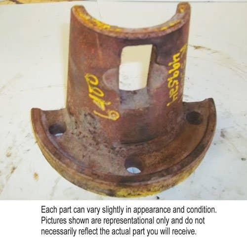 499424 | Wheel Half Sleeve | Pinion Half | John Deere 4000 4020 4040 4050 4230 4240 4250 4320 4430 4440 7020 7520 |  | R33533