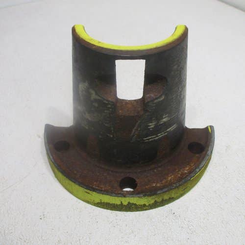 499612 | Wheel Half Sleeve | Pinion Half | John Deere 700A 700A 4430 4440 4450 4520 4620 4630 5010 5020 6030 8430 8630 |  | R35302