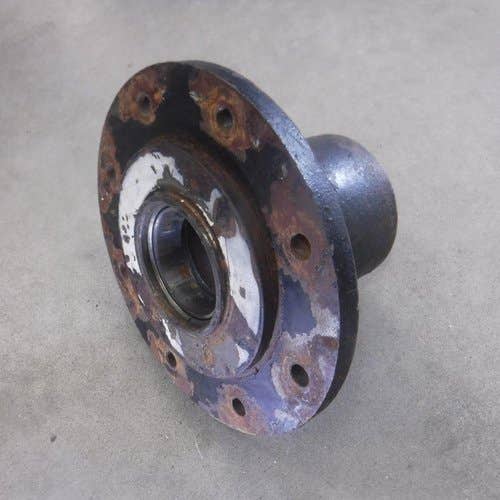 405226 | Wheel Hub | Allis Chalmers 9130 9150 9170 9190 9435 9455 9630 9635 9650 9655 9670 9675 9690 9695 | White 2-135 2-150 2-155 2-180 120 125 140 145 160 170 185 195 6124 6125 6145 6175 |  | 72160484 | 30-3156729 | 72160484