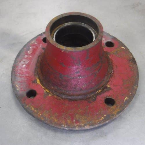433881 | Wheel Hub | Case IH SBX520 SBX530 SBX540 | New Holland BR730 BR730A BR7050 S68 S69 S78 31 33 34 36 38 46 56 65 68 78 256 258 259 260 268 269 270 271 272 273 275 276 277 278 |  | 86978502 | 132158 | 132158 | 39552  | 39552  | 86978502 | 442071