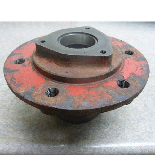 499318 | Wheel Hub | International | Farmall | IH Hydro 70 Hydro 84 460 504 544 656 666 686 |  | 395310R11 | 369858R11