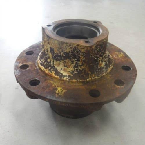498238 | Wheel Hub | John Deere B 50 50 520 530 |  | AB3773R | B2719R