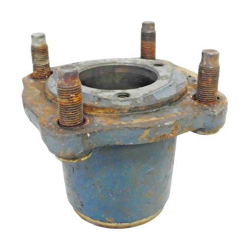 Used Wheel Hub fits Kubota L175 L225 L1500 L1501 L1801 L1802 L2000 L2201 34150-11312 Used Wheel Hub fits Kubota L175 L225 L1500 L1501 L1801 L1802 L2000 L2201 34150-11312