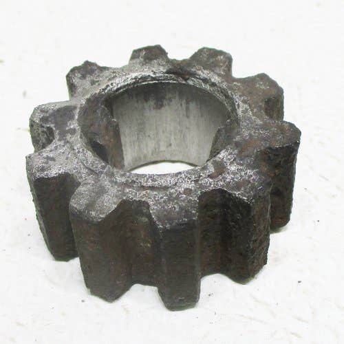 434961 | Wheel Pinion | John Deere 4560 4630 4640 4650 4755 4760 4840 4850 4955 4960 6030 7210R 7230R 7250R 7260R 7270R 7280R 7290R 7310R 8100 8110 8120 8130 8200 8210 8225R 8230 8235R 8245R 8245R 8260R 8270R 8270R 8285R 8295R 8295R 8300 8310 |  | R58865