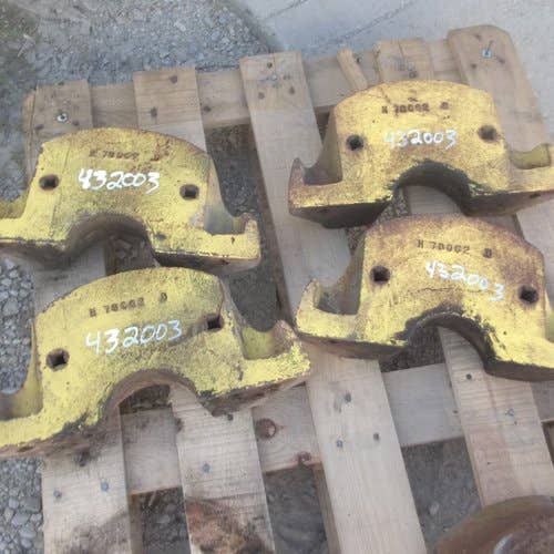 432003 | Wheel Weight Set | John Deere 3300 4400 4400 4420 5200 5400 5440 5460 6600 6620 7700 7720 |  | H78062