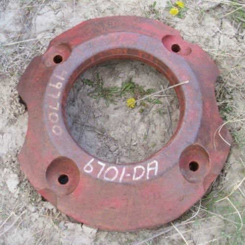 497700 | Wheel Weight | International | Farmall | IH A B Super A 100 130 140 140 |  | 6701DA