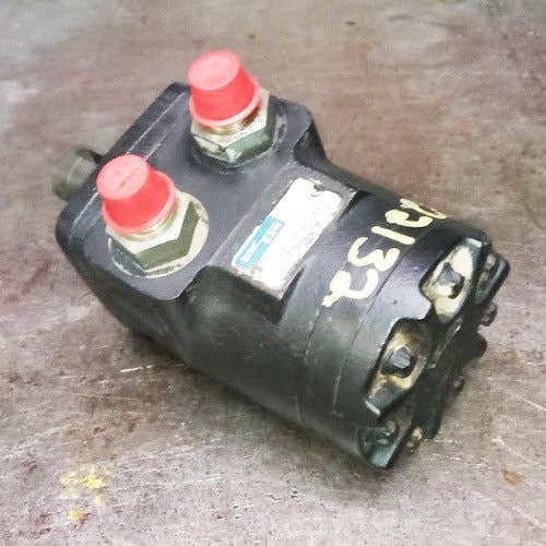 422132 | Seed Rate Dive Motor | White 8500 8816 8824 |  | 854428 | 700738012