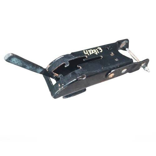 422313 | Closing Wheel Frame | White 6000 6184 6200 6300 6512 6515 6524 6531 6772 6788 6800 8102 8104 8106 8108 8116 8122 8128 8138 8182 8186 8500 8604 8606 8608 8616 8722 8742 8743 8824 8903 8905 8925 8929 8935 |  | 855161