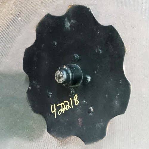 422218 | Marker Wheel and Mount Assembly Right Hand | White 6200 6300 6512 6515 8500 8702 8704 8706 8708 8716 8718 8762 |  | BA5945 | BD5867 |  BA5182