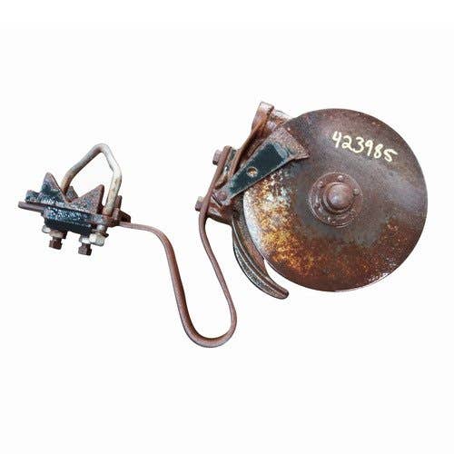 Used Double Disk Fertilizer Opener fits White 3407 3408 5100 5700 6000 6100 6200 6300 6512 6515 6800 8816 8824 W246705B Used Double Disk Fertilizer Opener fits White 3407 3408 5100 5700 6000 6100 6200 6300 6512 6515 6800 8816 8824 W246705B