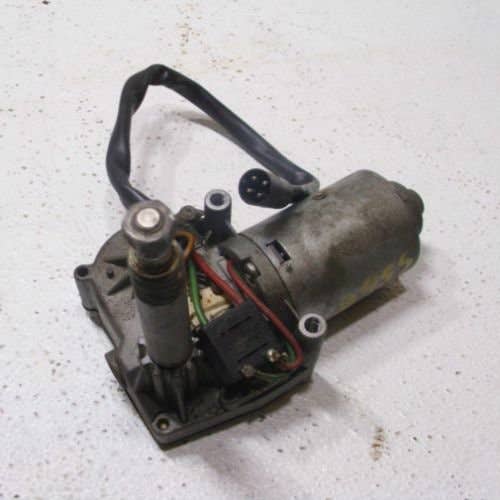 458805 | Windsheild Wiper Motor - Right Hand | John Deere 2040 2040S 2140 2350 2355 2550 2555 2750 2755 2855N 2940 2950 2955 3040 3055 3140 3150 3155 3255 3640 |  | AL55527 | AL34843