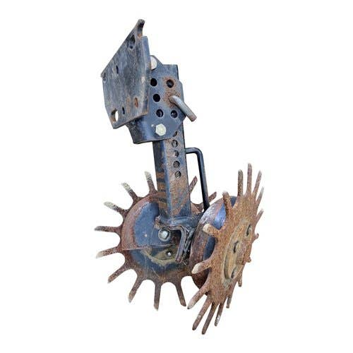 411570 | Yetter Row Cleaner Assembly | John Deere 1710 1715 1720 1725 1730 1735 1750 1755 1760 1760NT 1765 1765NT 1770 1770NT 1775 1775NT 1780 1785 1790 1795 7000 7100 7200 7300 | Kinze 2000 2100 2200 2300 2400 2500 2600 2700 2800 3000 3200 |  | 2967-028