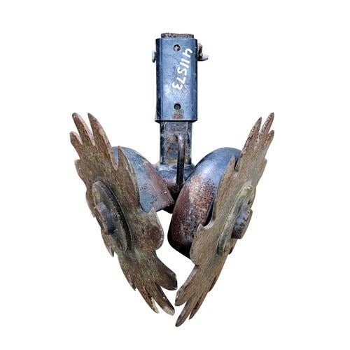 411573 | Yetter Shark Tooth Row Cleaner Assembly | Case IH 800 900 950 955 1200 1210 1215 1220 1225 1230 1235 1240 1245 1250 1255 |  |  2967-106