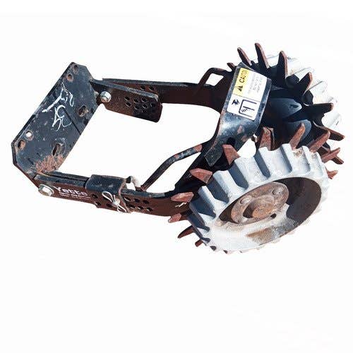 424980 | Yetter Titan Floating Row Cleaner | John Deere 1700 1750 1755 1770 1770NT 7200 | Kinze 2000 2100 2200 2400 2700 2800 3000 3600 3660 | White 6000 6100 6200 8500 |  | 2967-035
