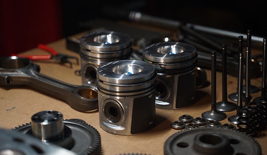 How to Measure Engine Parts