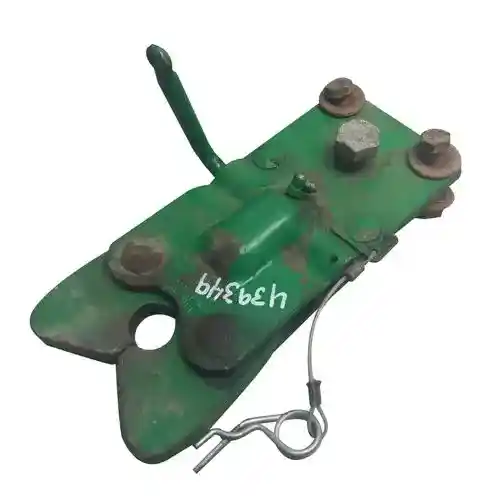 Used Automatic Remote Wagon Hitch fits John Deere 327 328 336 337 338 40 42 AE45043 BE22557 AE45165 AE35392 AE20653