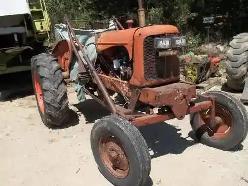 Used Allis Chalmers WD Tractor Parts