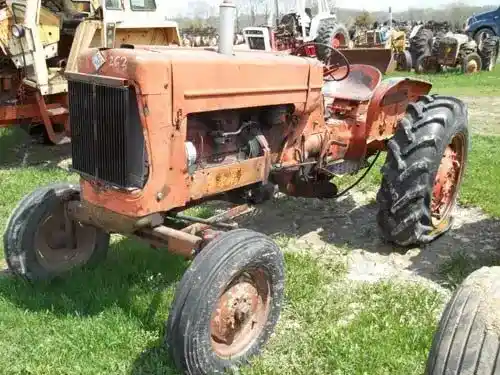 Used Allis Chalmers D17 Tractor Parts