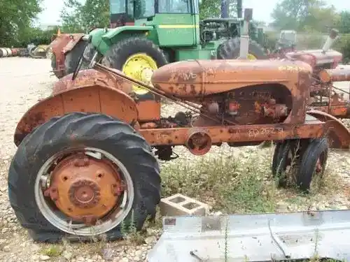 Used Allis Chalmers WD Tractor Parts
