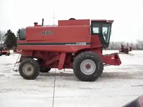 Used 1986 Case IH 1660 Combine Parts