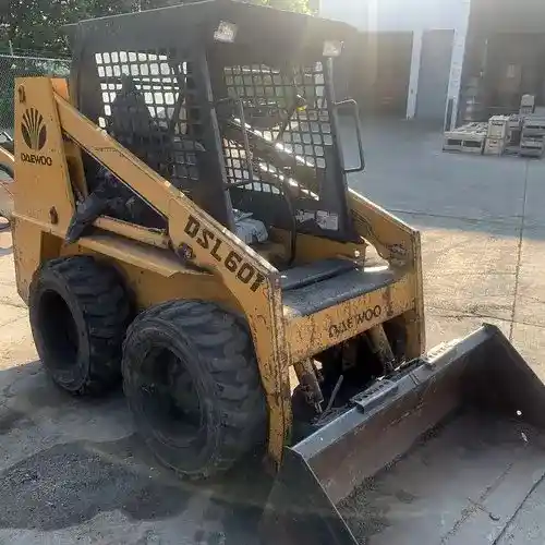 Used Daewoo DSL601 Skid Steer Loader Parts