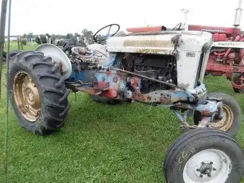 Used Ford 971 Tractor Parts