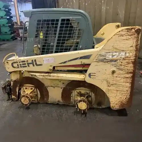 Used Gehl 5240 Skid Steer Loader Parts