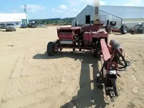 Used Gehl 1265 Harvester Parts